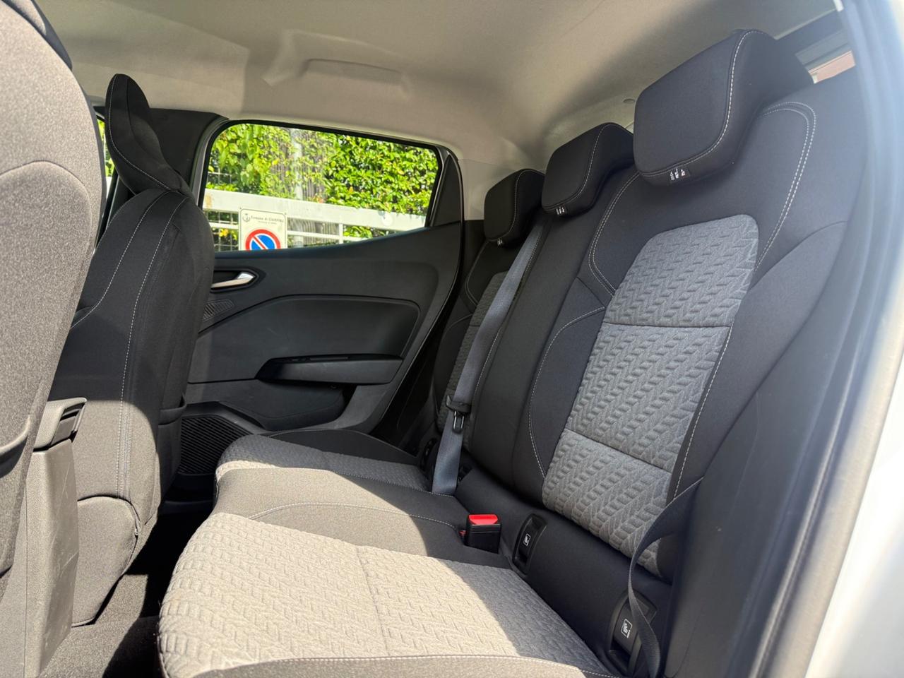 Renault Clio 1.0 90 CV 5 porte Techno GARANTITA PREZZO REALE