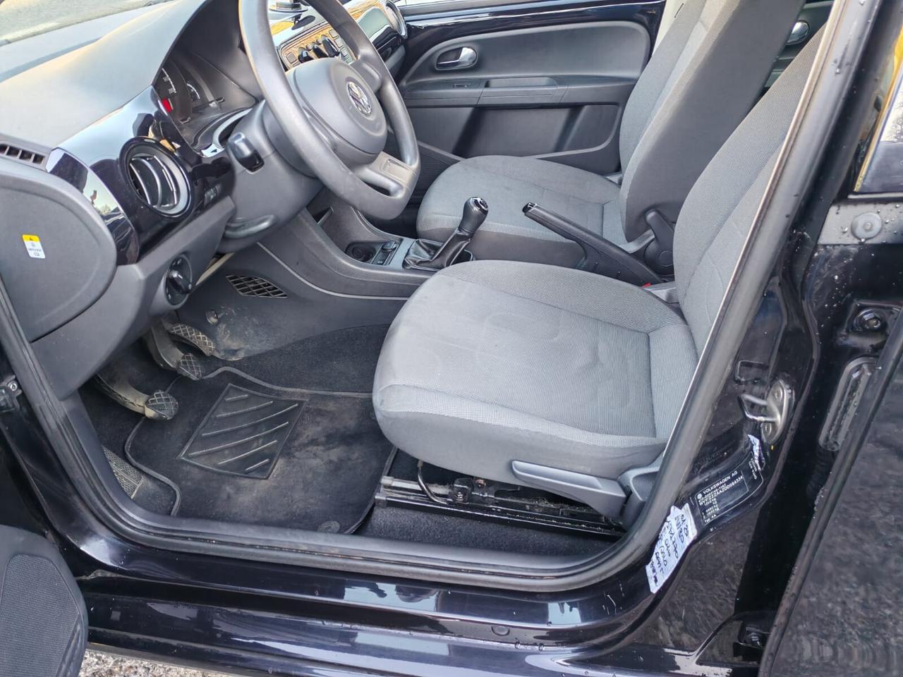 Volkswagen up! 1.0 5p. take