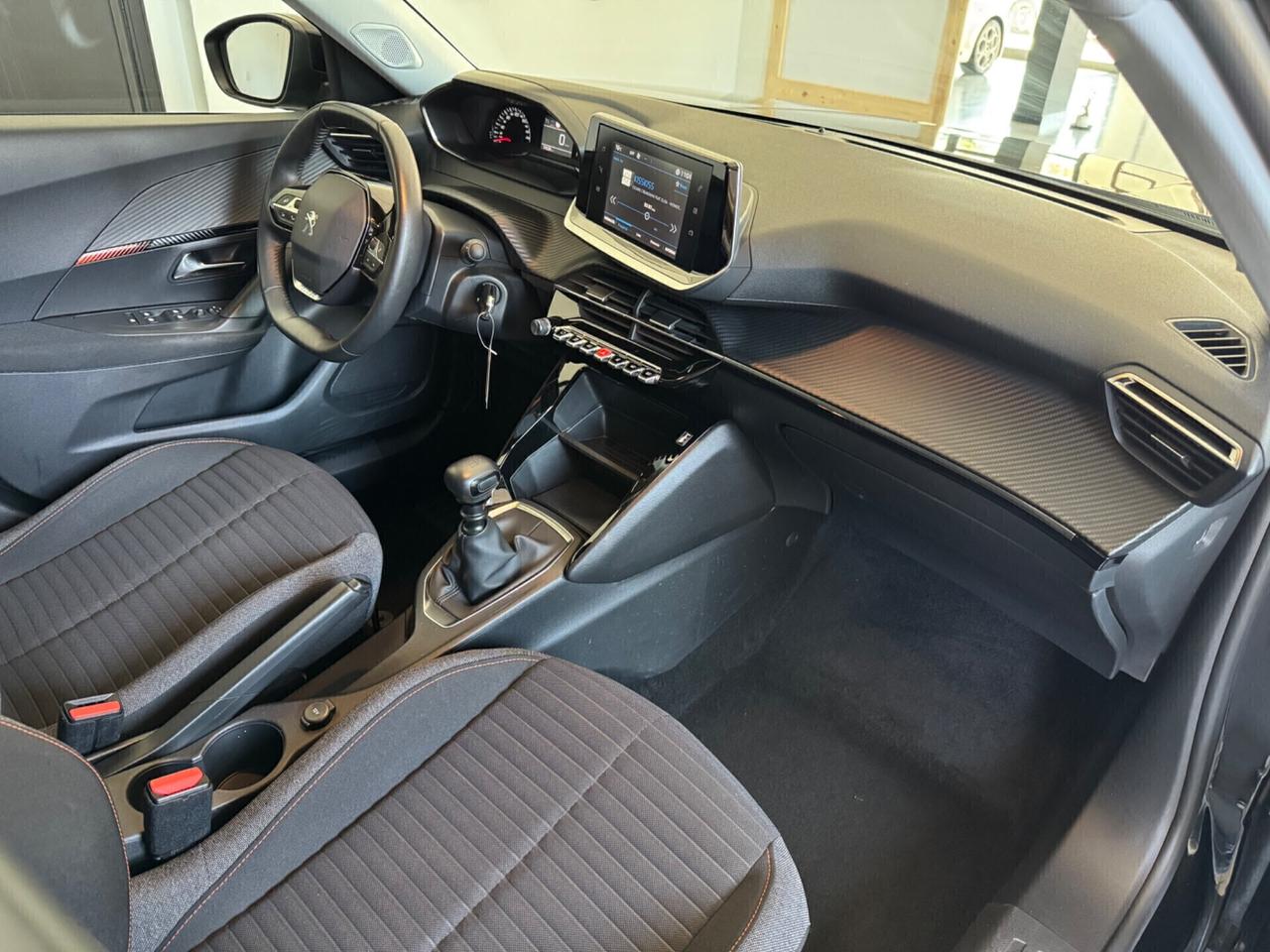 Peugeot 2008 PureTech 100 S&S Active