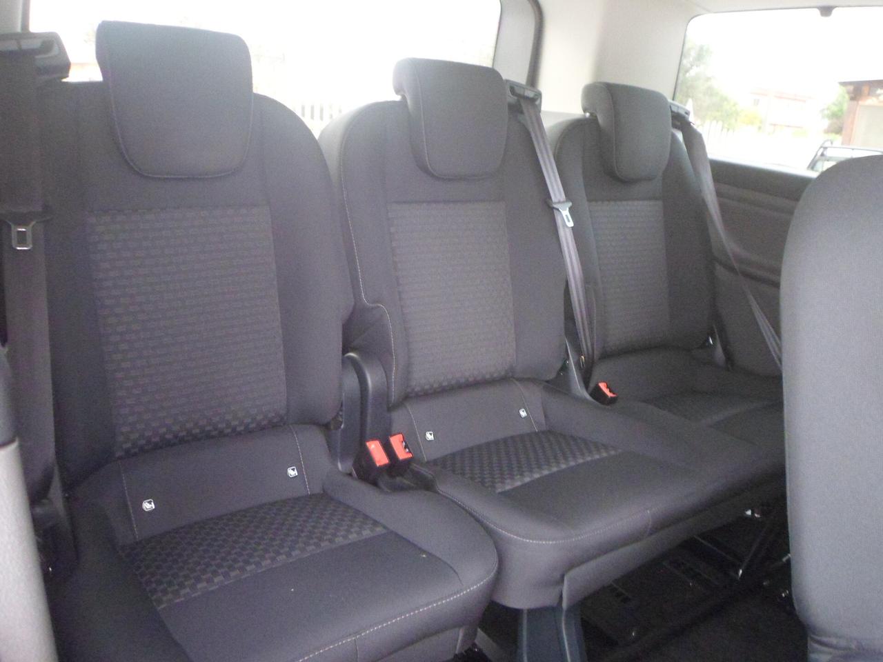 Ford Transit Custom 9 posti