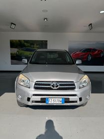 Toyota RAV 4 RAV4 2.2 D-4D 136 CV Luxury
