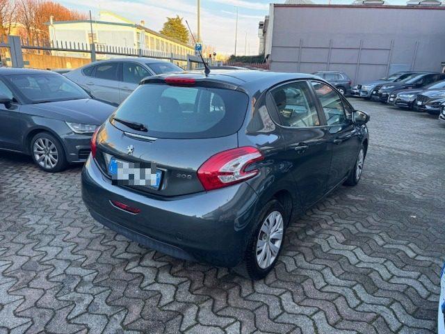 PEUGEOT 208 1.4 8V HDi 68CV 5p. Allure