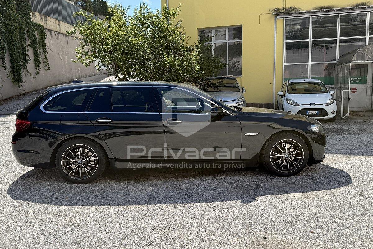 BMW 530d xDrive 249CV Touring Luxury