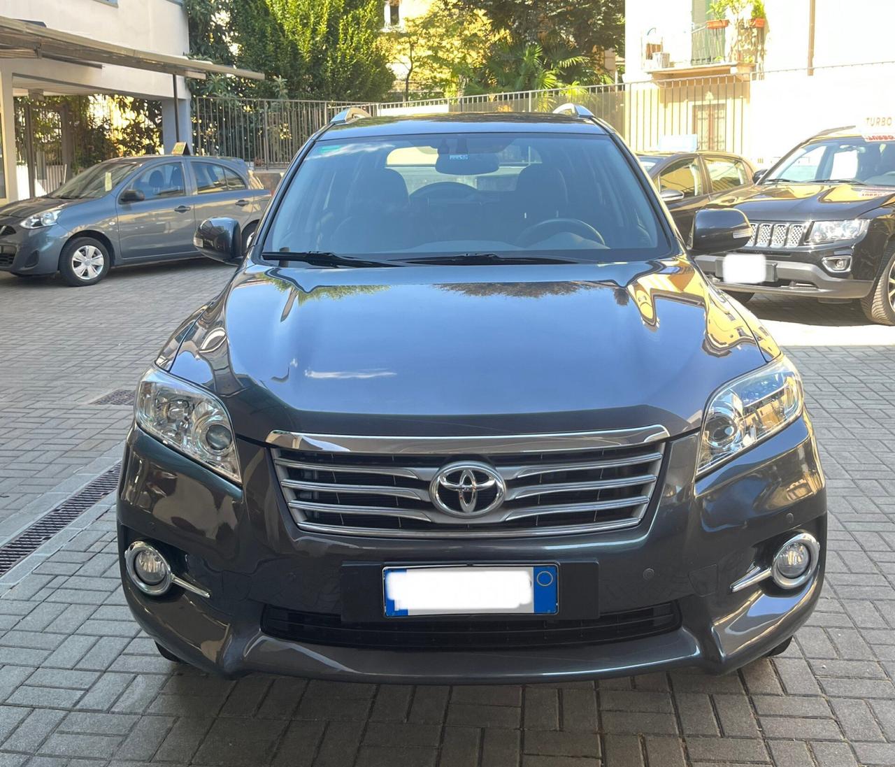TOYOTA RAV 4 2.2 D-4D LOUNGE - 4X4