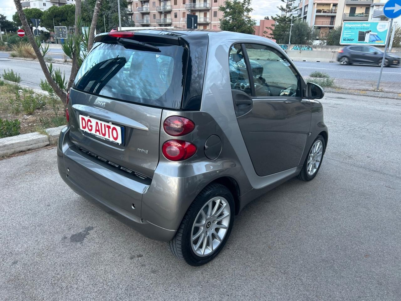 Smart ForTwo 1000 benzina 71 cv 2010