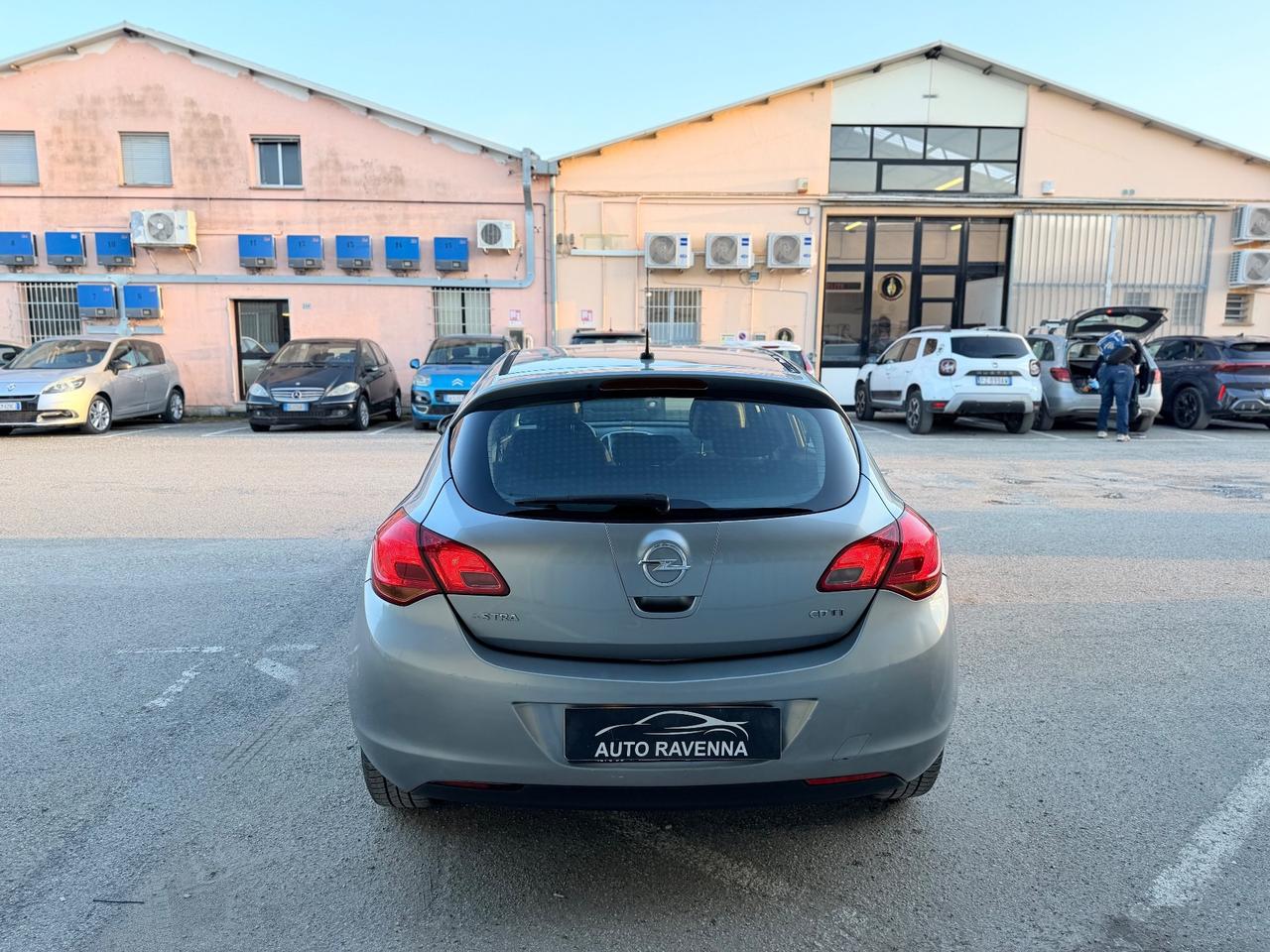 Opel Astra 1.7 CDTI 5 porte Cosmo neopatentati