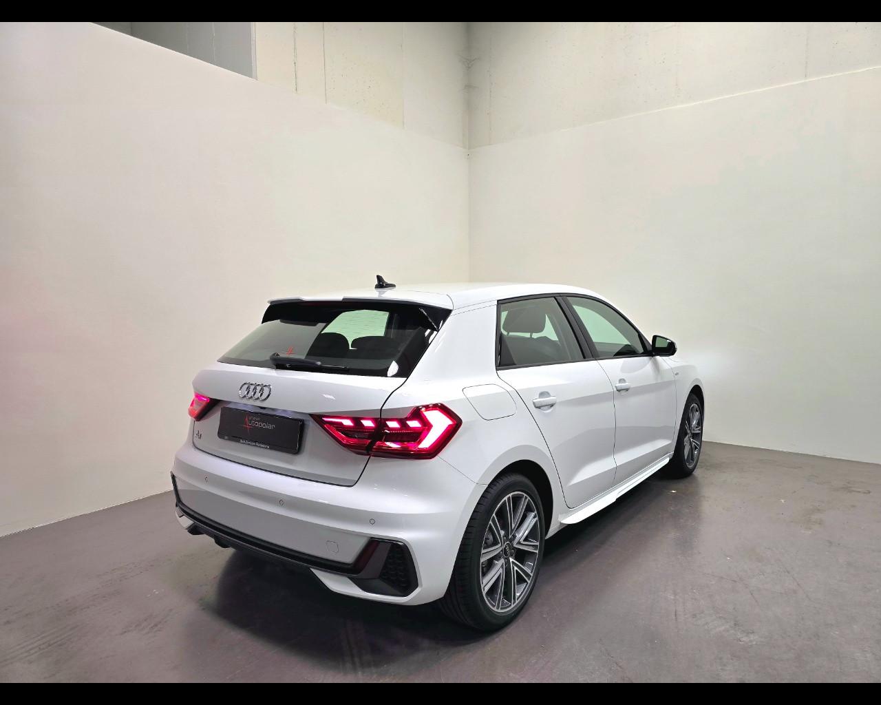 AUDI A1 SPORTBACK 30 TFSI S-TRONIC S-LINE EDITION