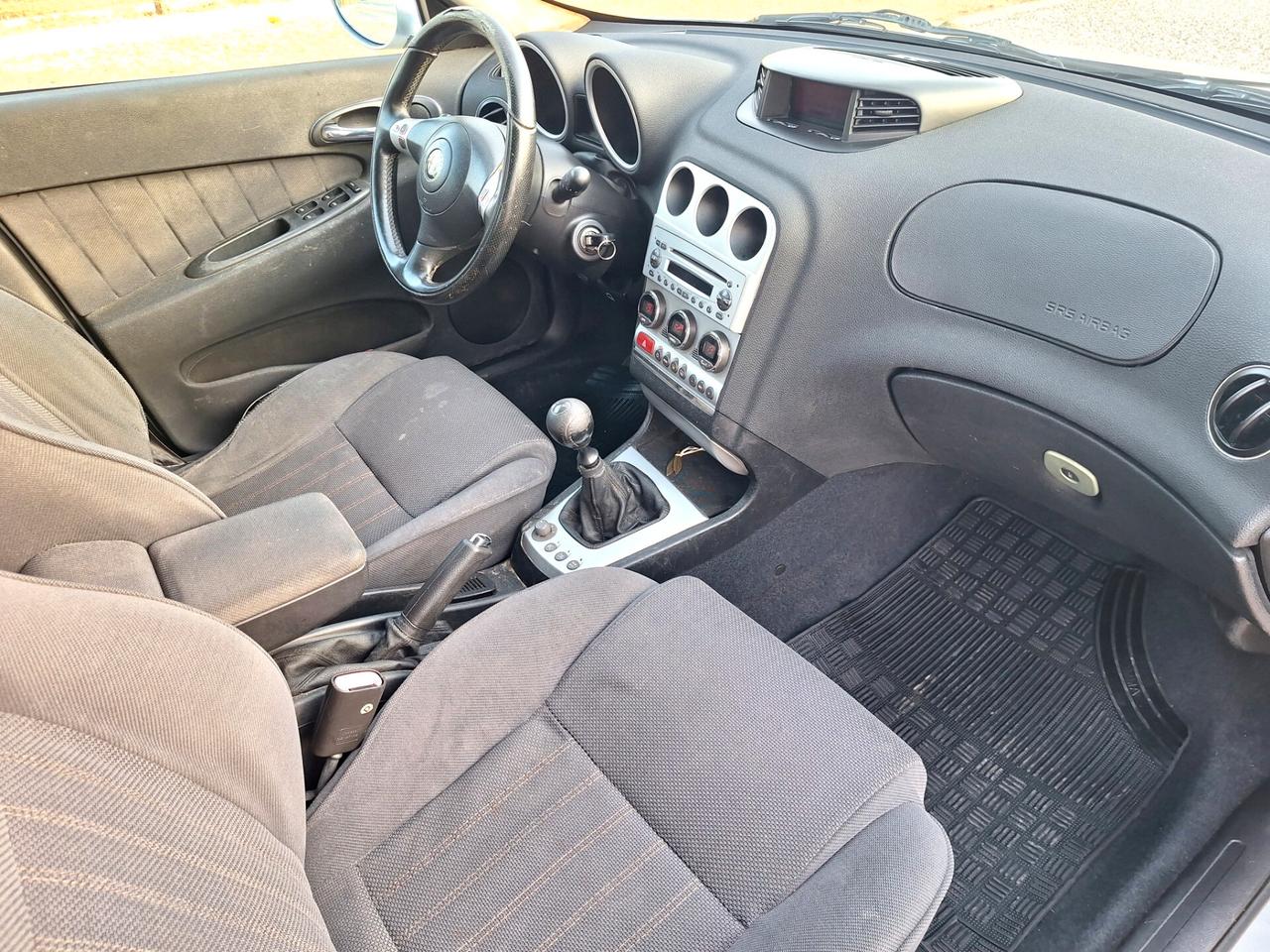 Alfa Romeo 156 1.9 JTD cat Sportwagon Distinctive