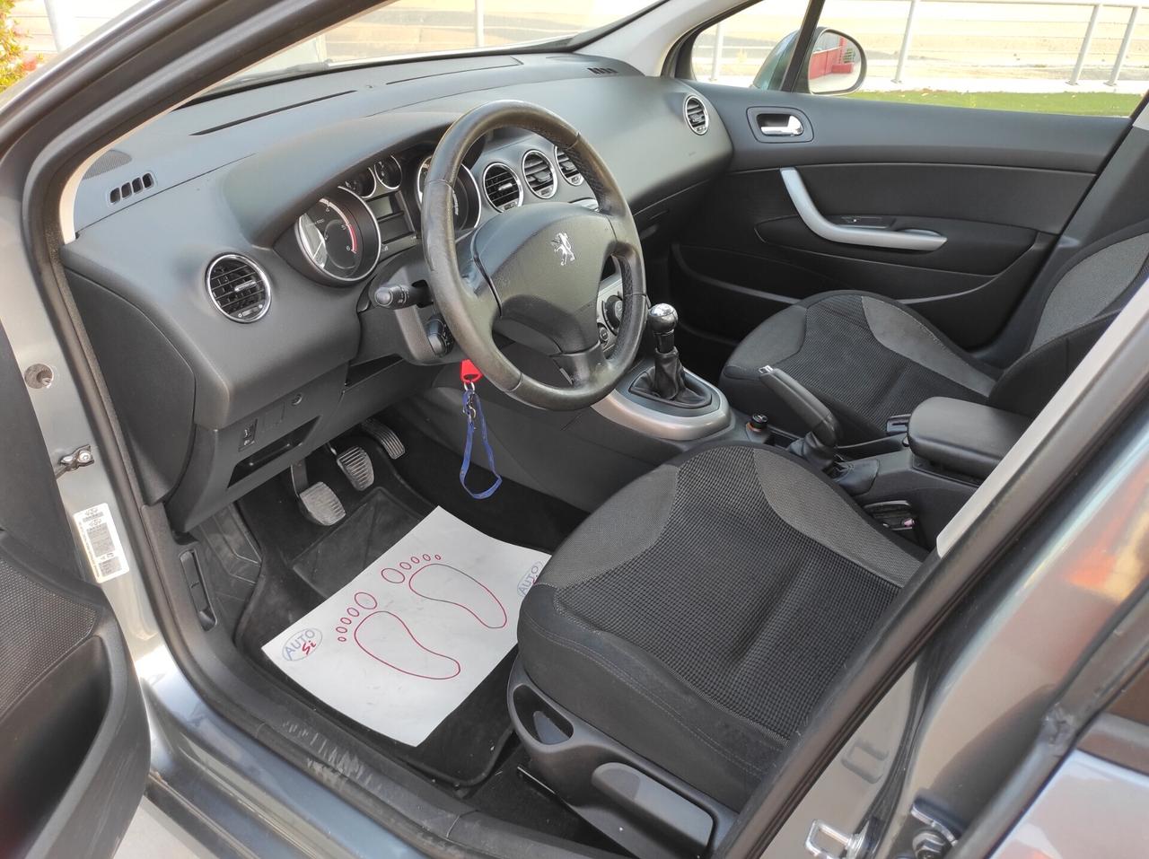 Peugeot 308 1.6 HDi - 90cv NEOPATENTATI