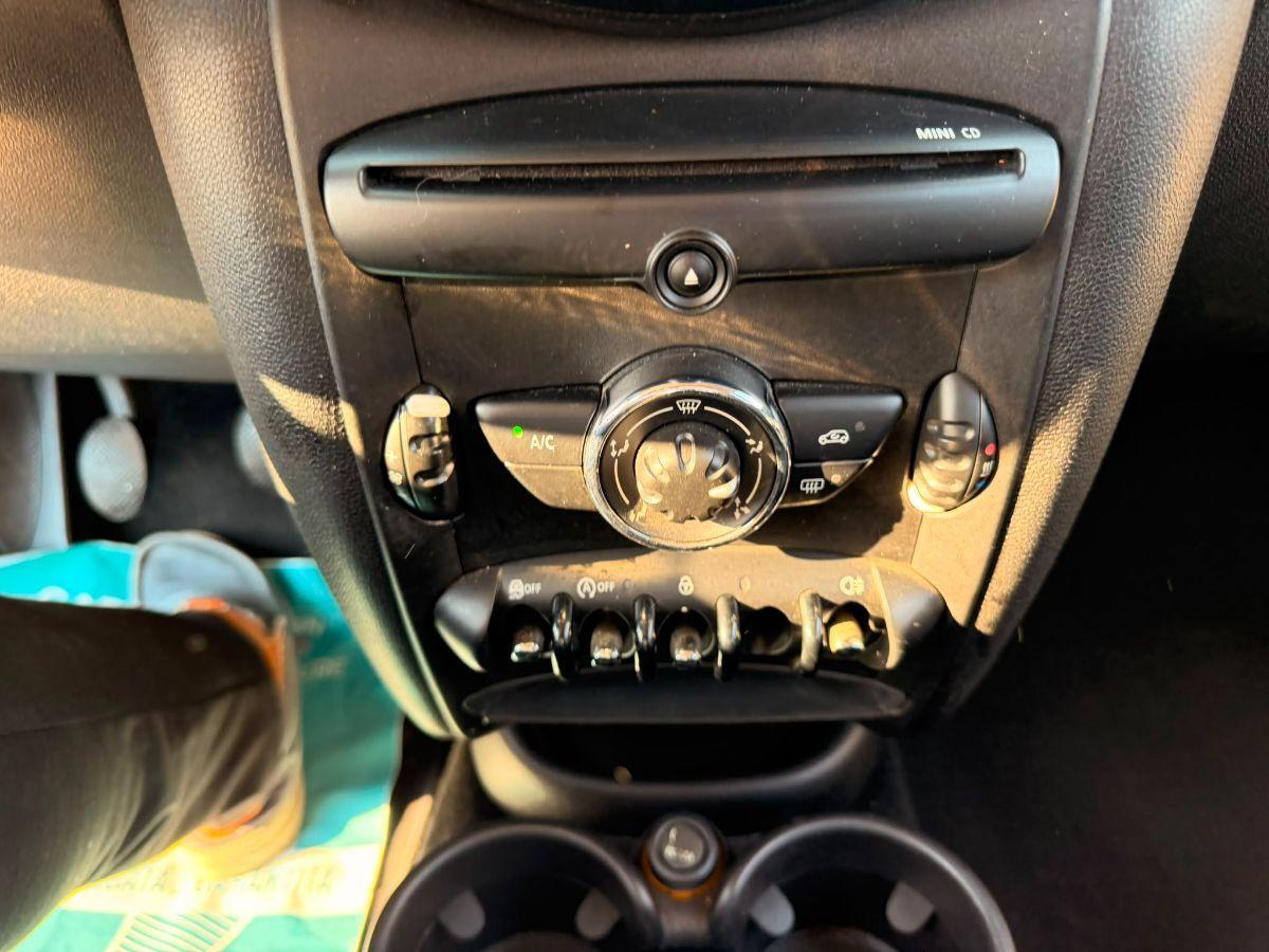 MINI - Countryman - Cooper D