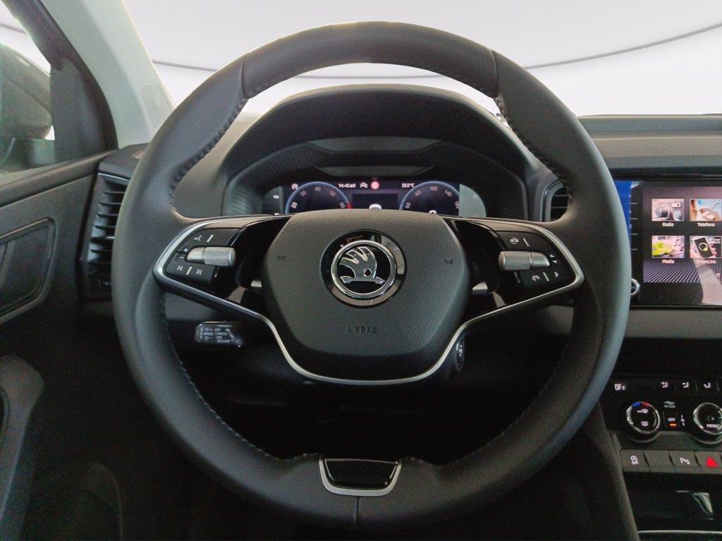 SKODA Karoq 1.5 tsi executive dsg del 2025