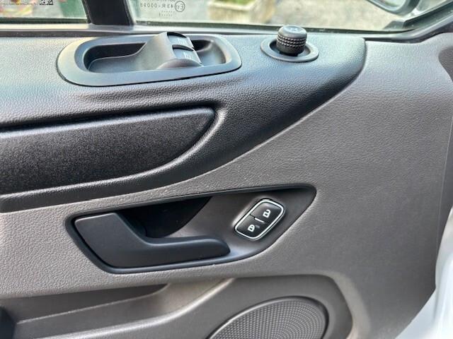 FORD TRANSIT CUSTOM L1 H2 Entry 2.0 EcoBlue 108 Cv