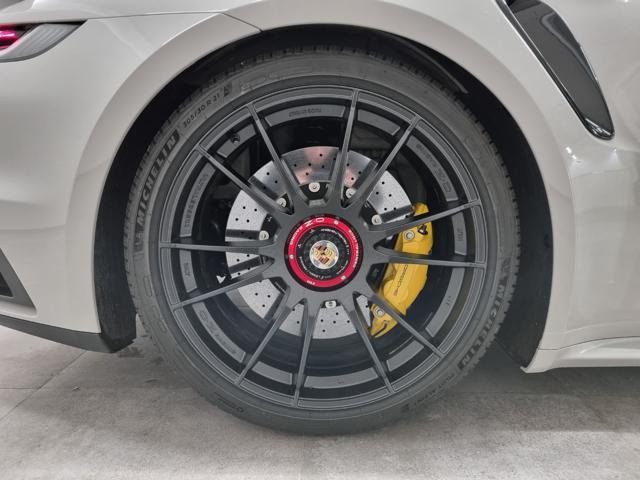 PORSCHE 911 Turbo S Cabriolet 650 cv
