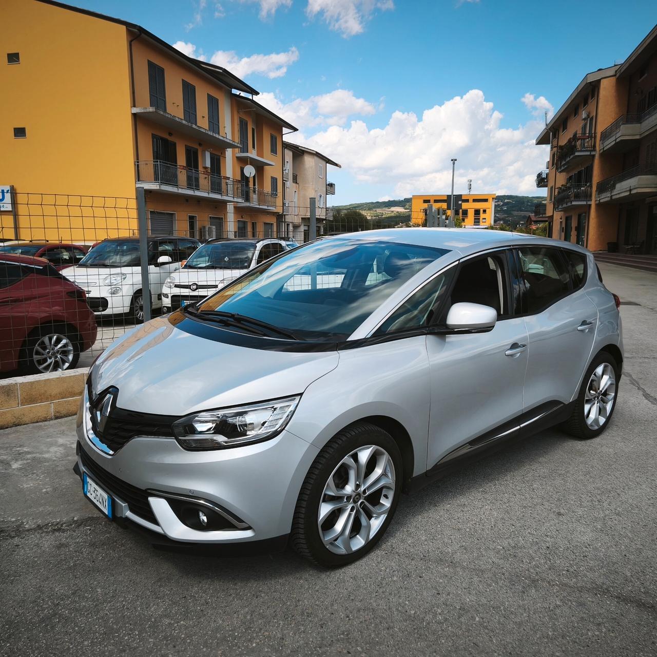 Renault Scenic Scénic Blue dCi 120 CV EDC Sport Edition2