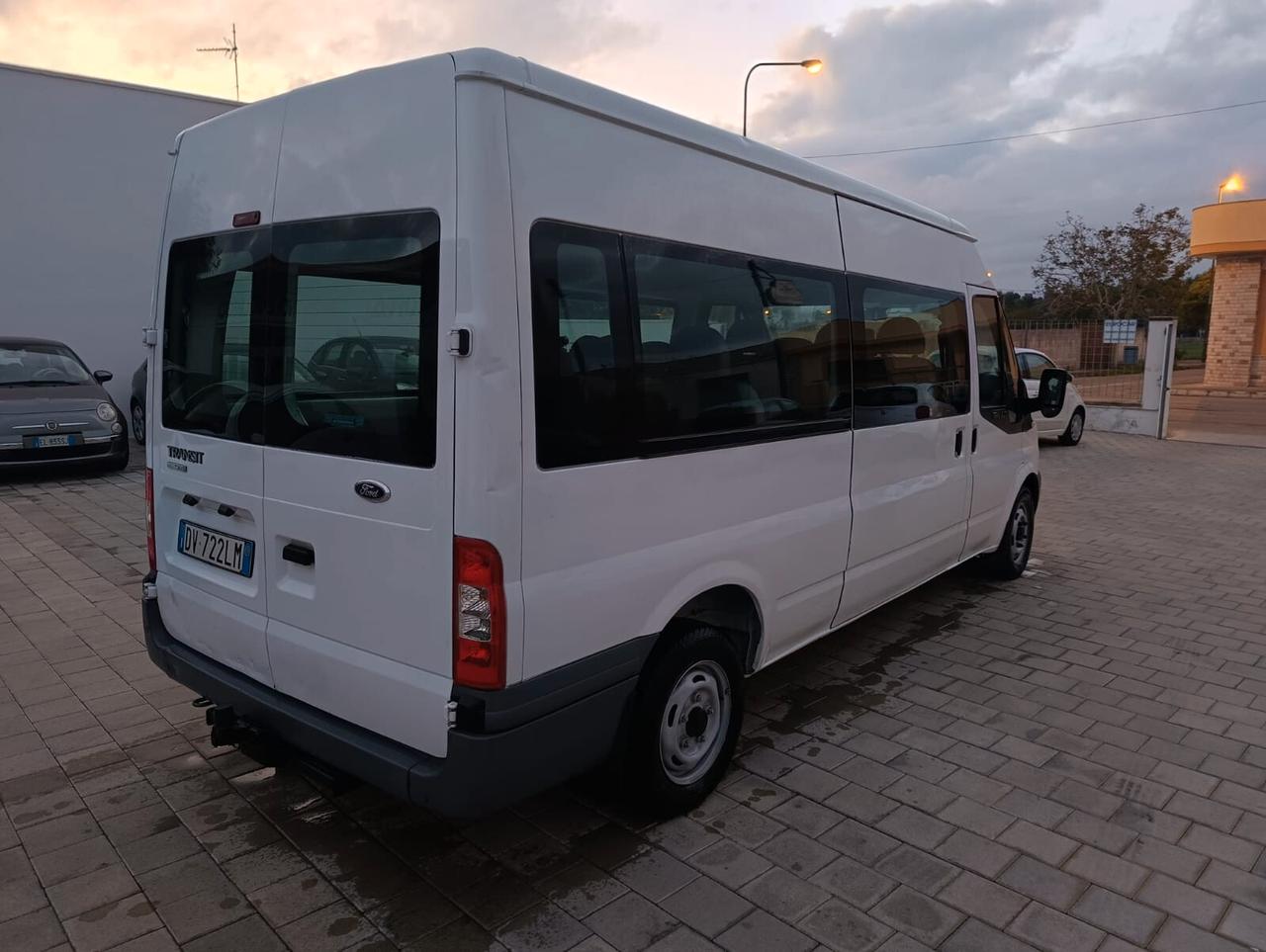 Ford Transit 9 posti - anno 2009 - motore nuovo