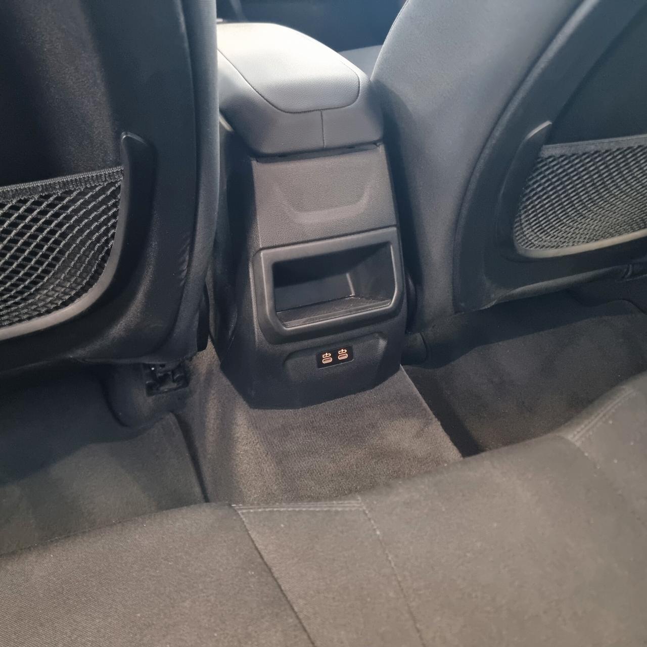 BMW SERIE 1 116d Business Advantage 1.5 115cv Auto Euro 6D