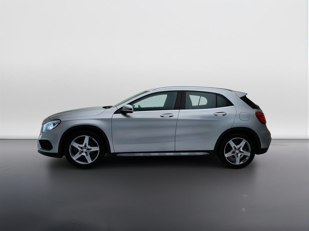 Mercedes-Benz GLA-X156 2014 - GLA 220 d Premium 4matic 177cv auto