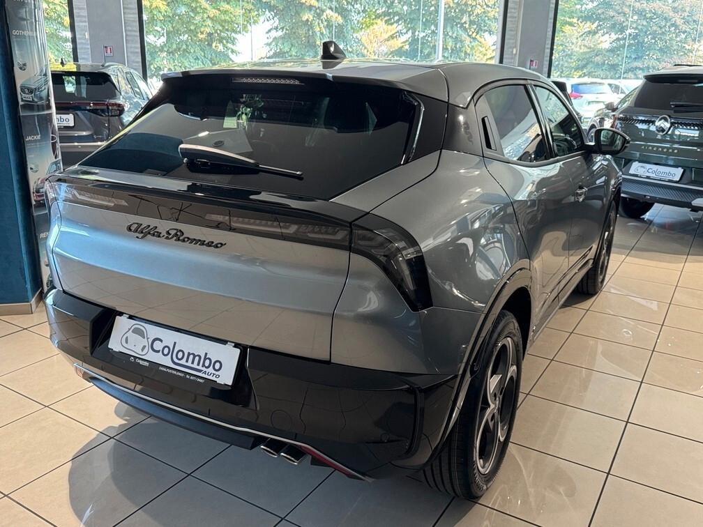 Alfa Romeo Junior 1.2 ibrida Milano Cortina 2026 145cv edct6