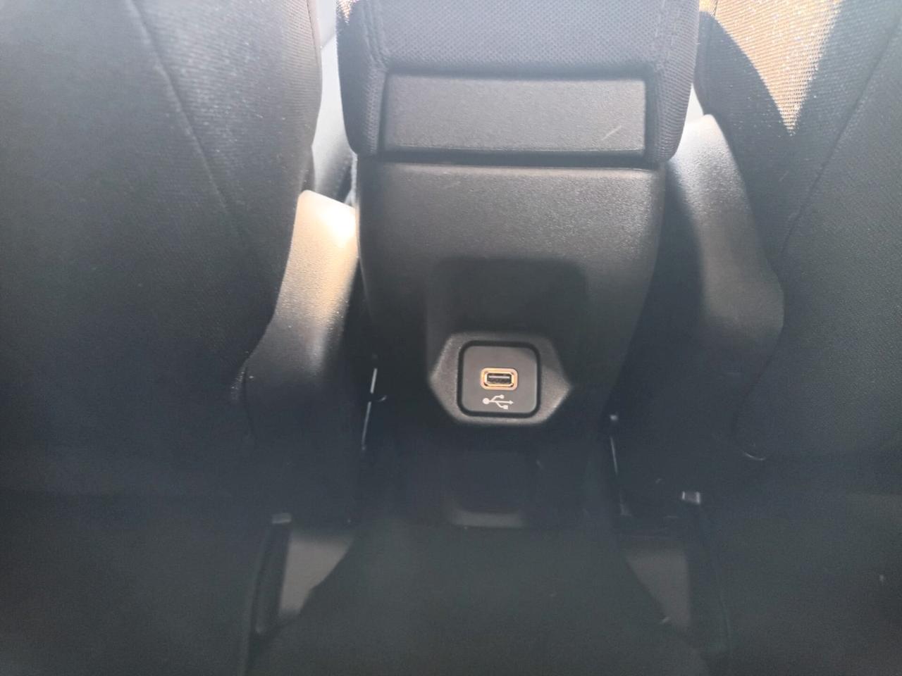 Jeep Renegade 1.6 Business 2WD Multijet II 130 CV