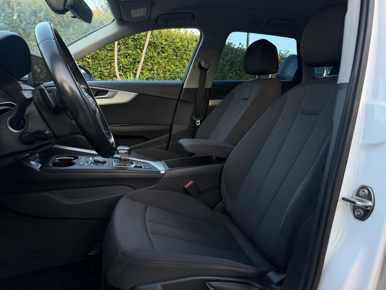 Audi A4 2.0 TDI 150 CV ULTRA EURO6