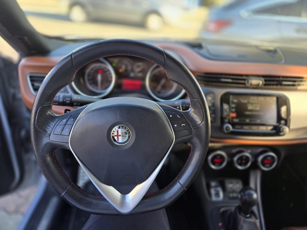 Alfa Romeo Giulietta 1750 Turbo TCT Quadrifoglio Verde