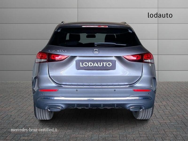 Mercedes-Benz GLA GLA 250 e hybrid EQ Premium