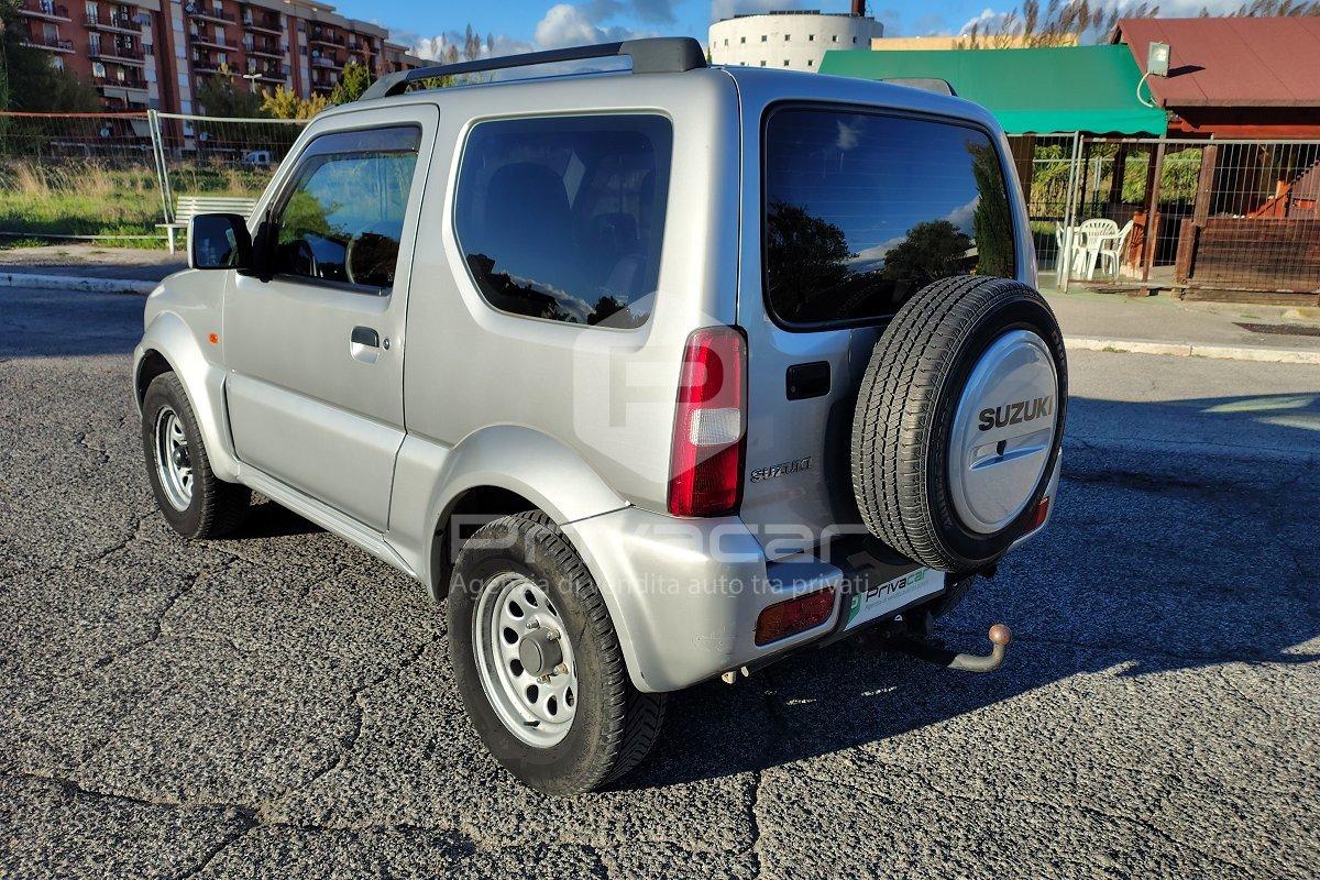 SUZUKI Jimny 1.3i 16V cat 4WD JLX