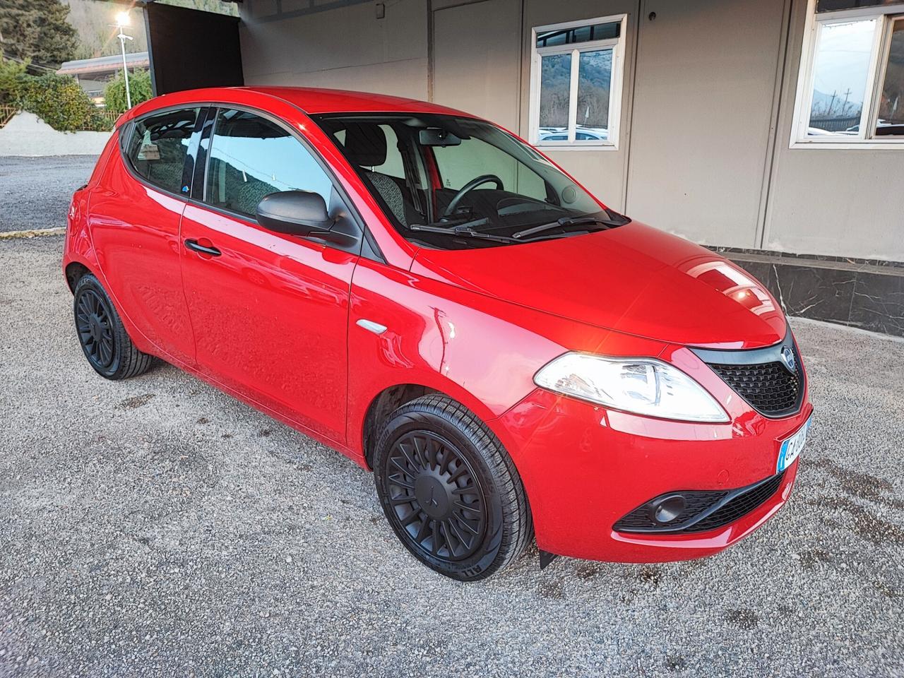 Lancia Ypsilon 1.2 5 porte S&S Platinum