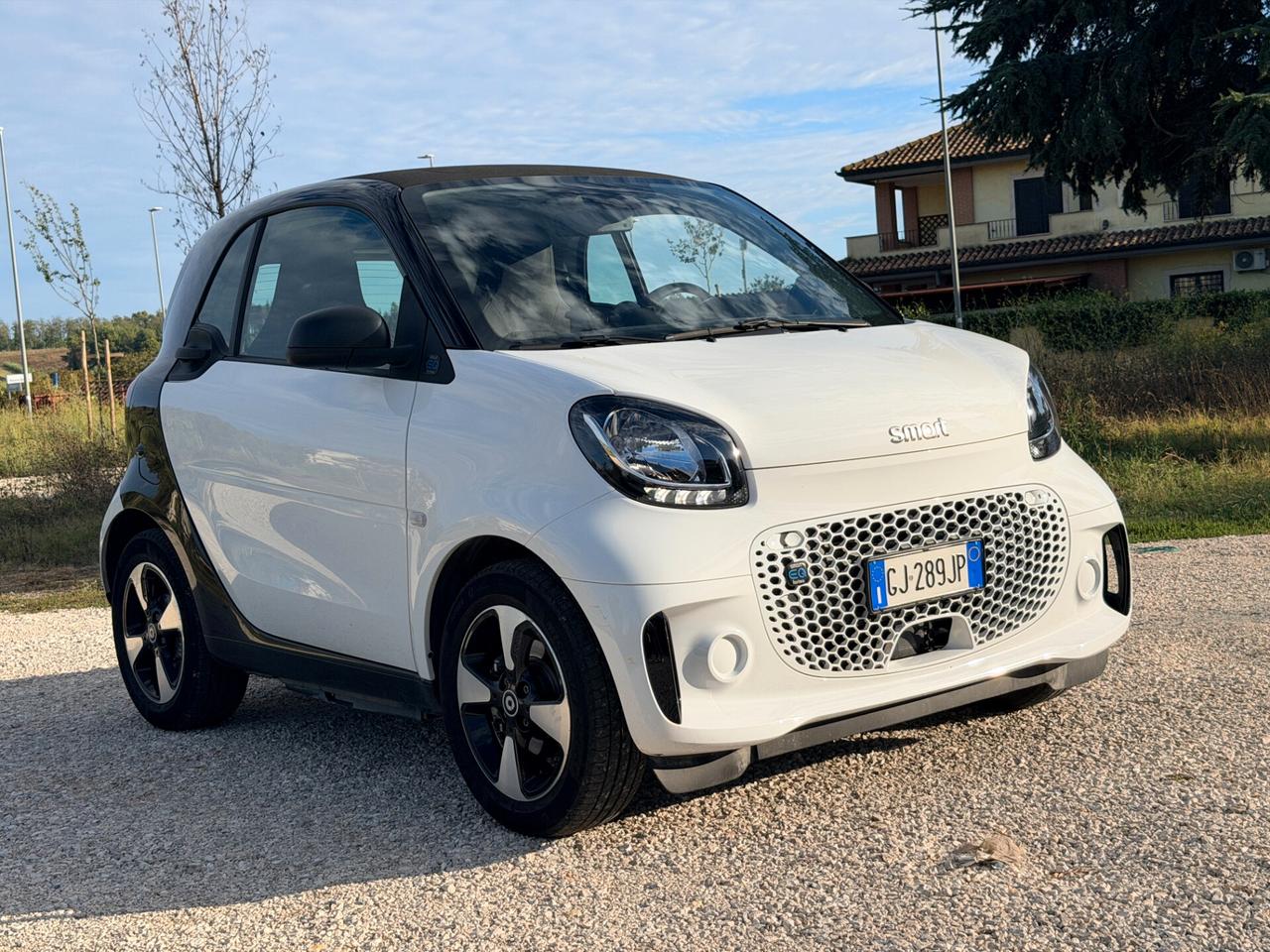 Smart ForTwo EQ Passion 22kw Charger