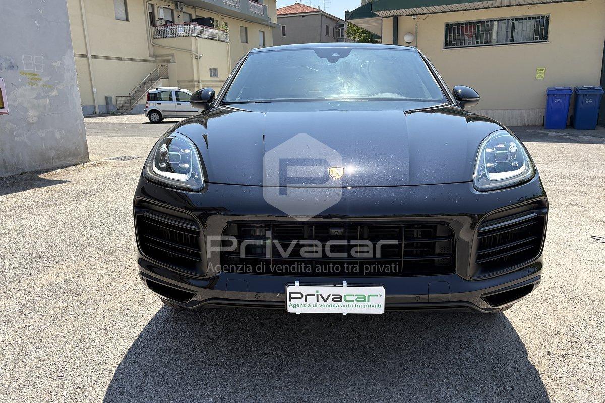 PORSCHE Cayenne Coupé 3.0 V6 E-Hybrid Platinum Edition
