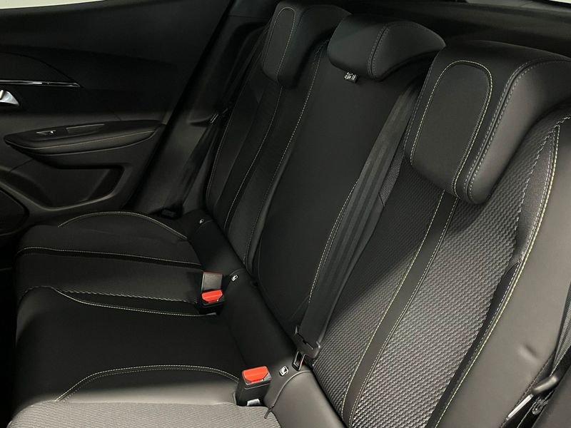 Peugeot 2008 Hybrid 136 e-DCS6 GT - Km0