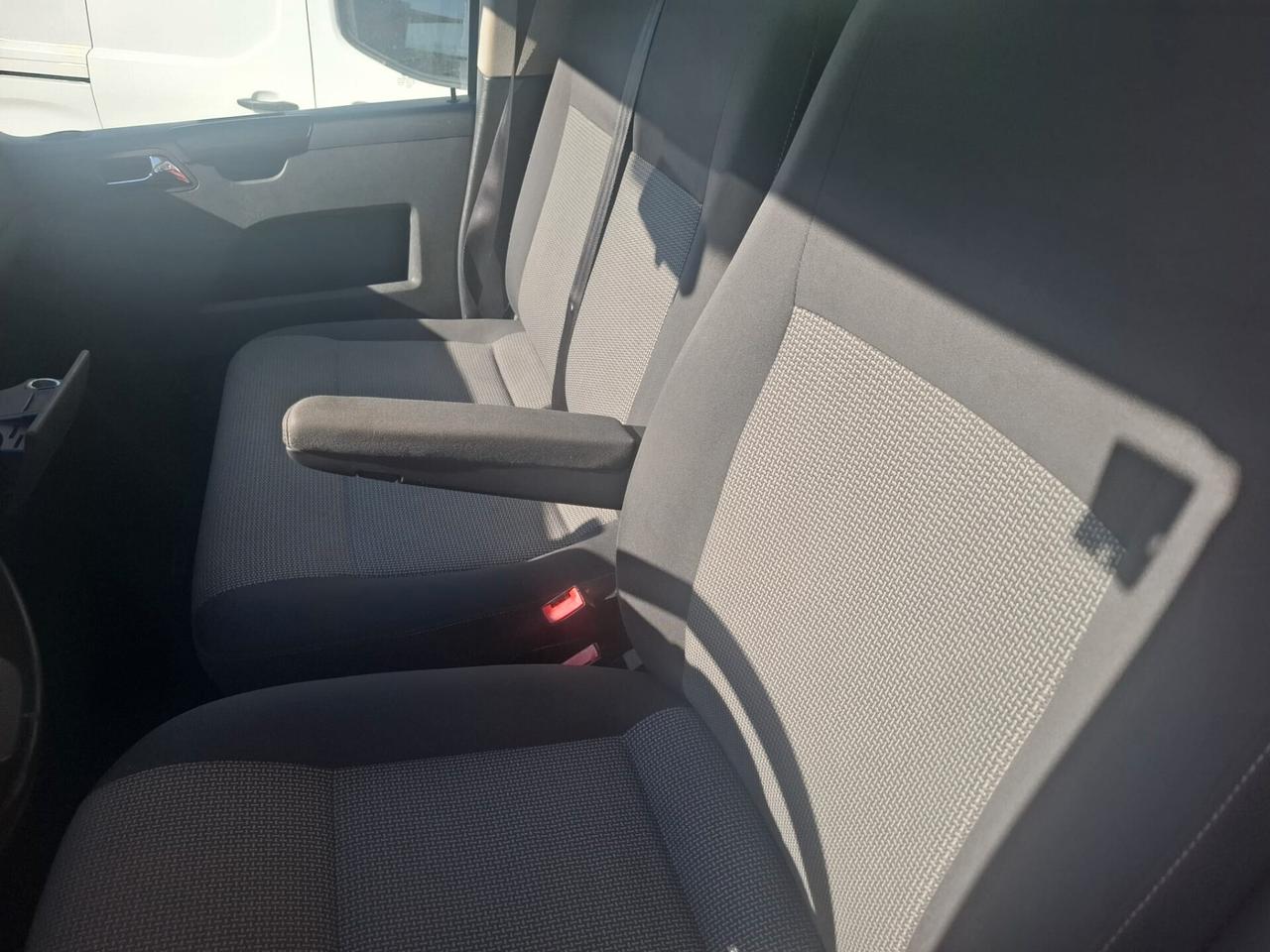 Volkswagen Transporter Caravelle 2.0 BiTDI 180CV 4 Motion PC Comfortline