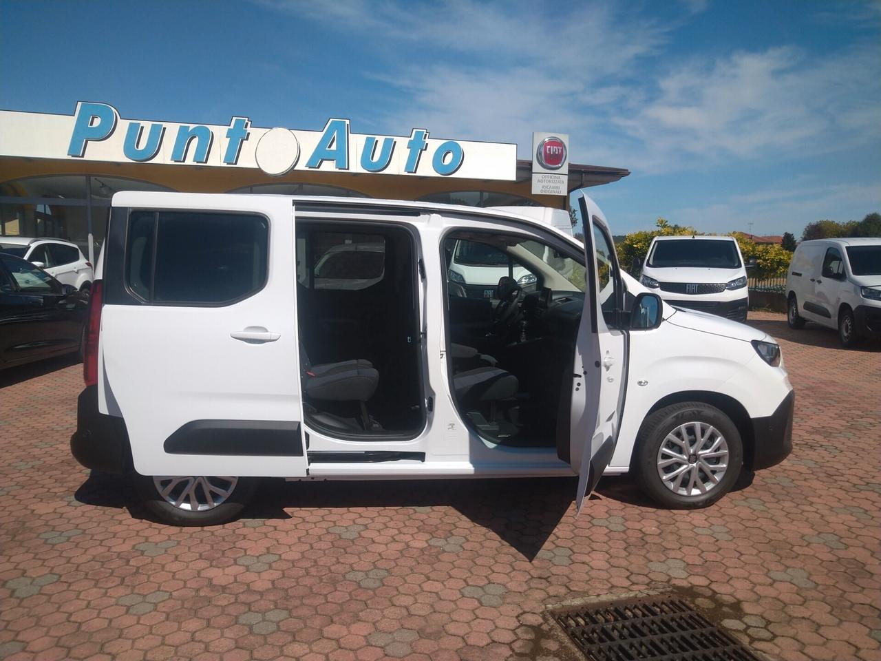 Fiat Doblo DOBLO' 4° serie COMBI 1.5 BlueHdi 100CV MT6 mod. Lounge *SENZA VINCOLO DI FINANZIAMENTO*