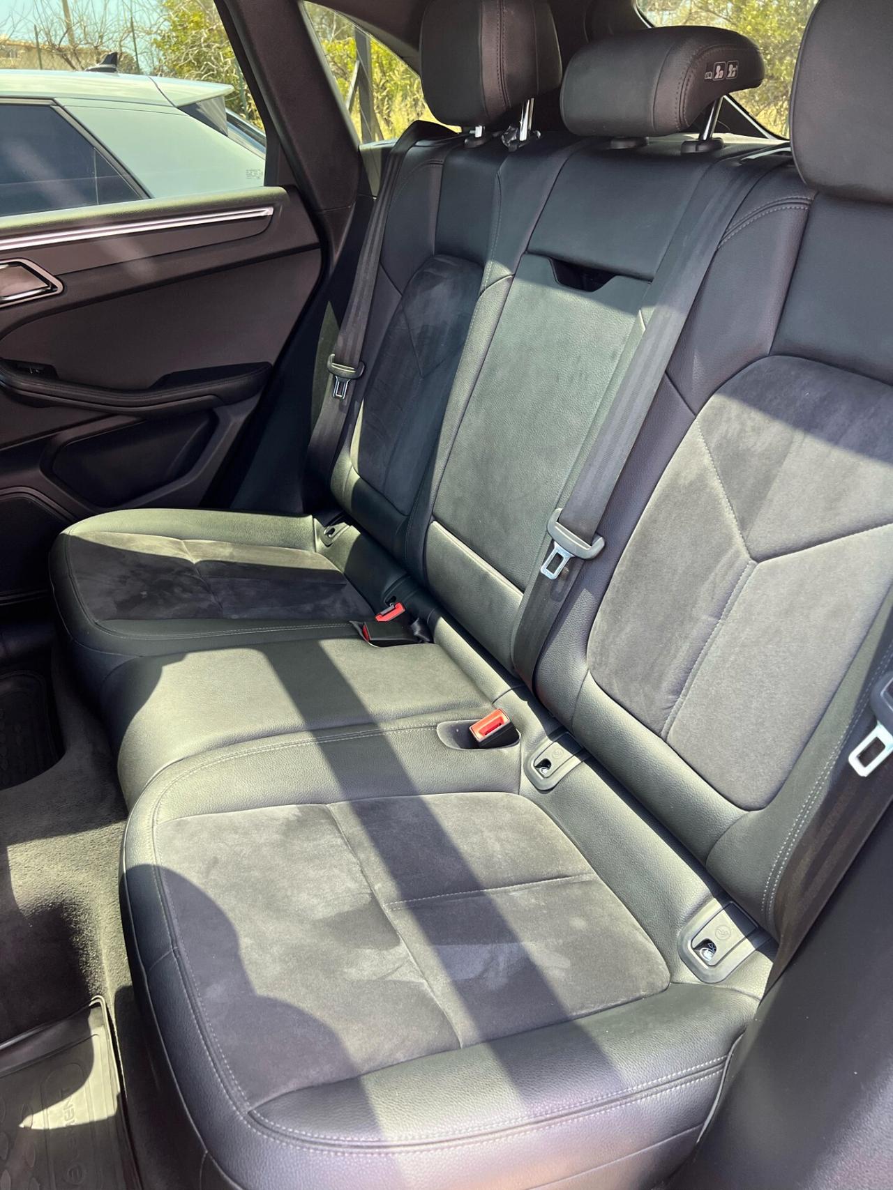 Porsche Macan STRA FULL