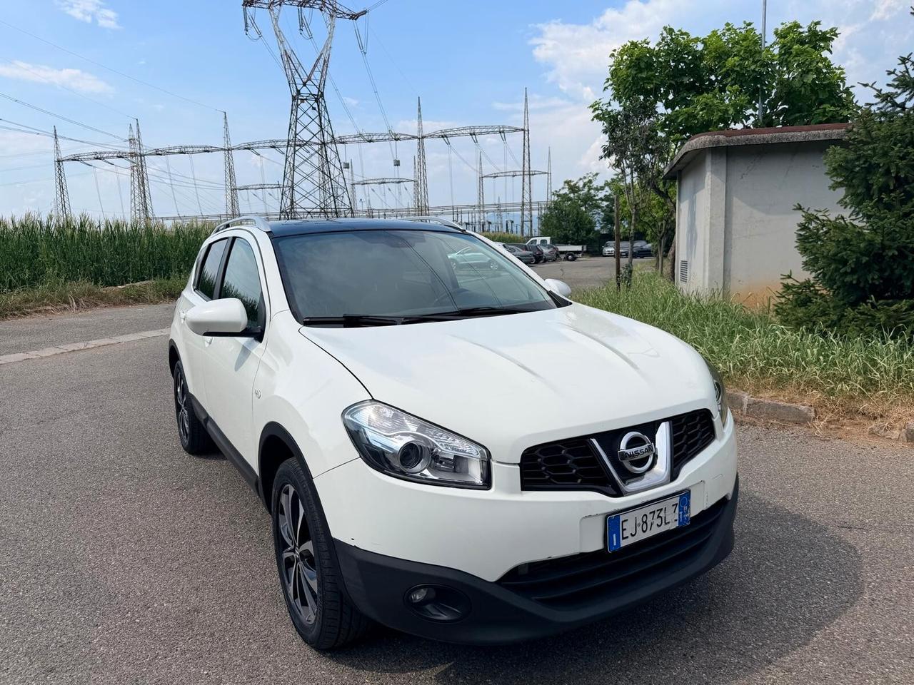 Nissan Qashqai 2.0 dCi DPF Tekna