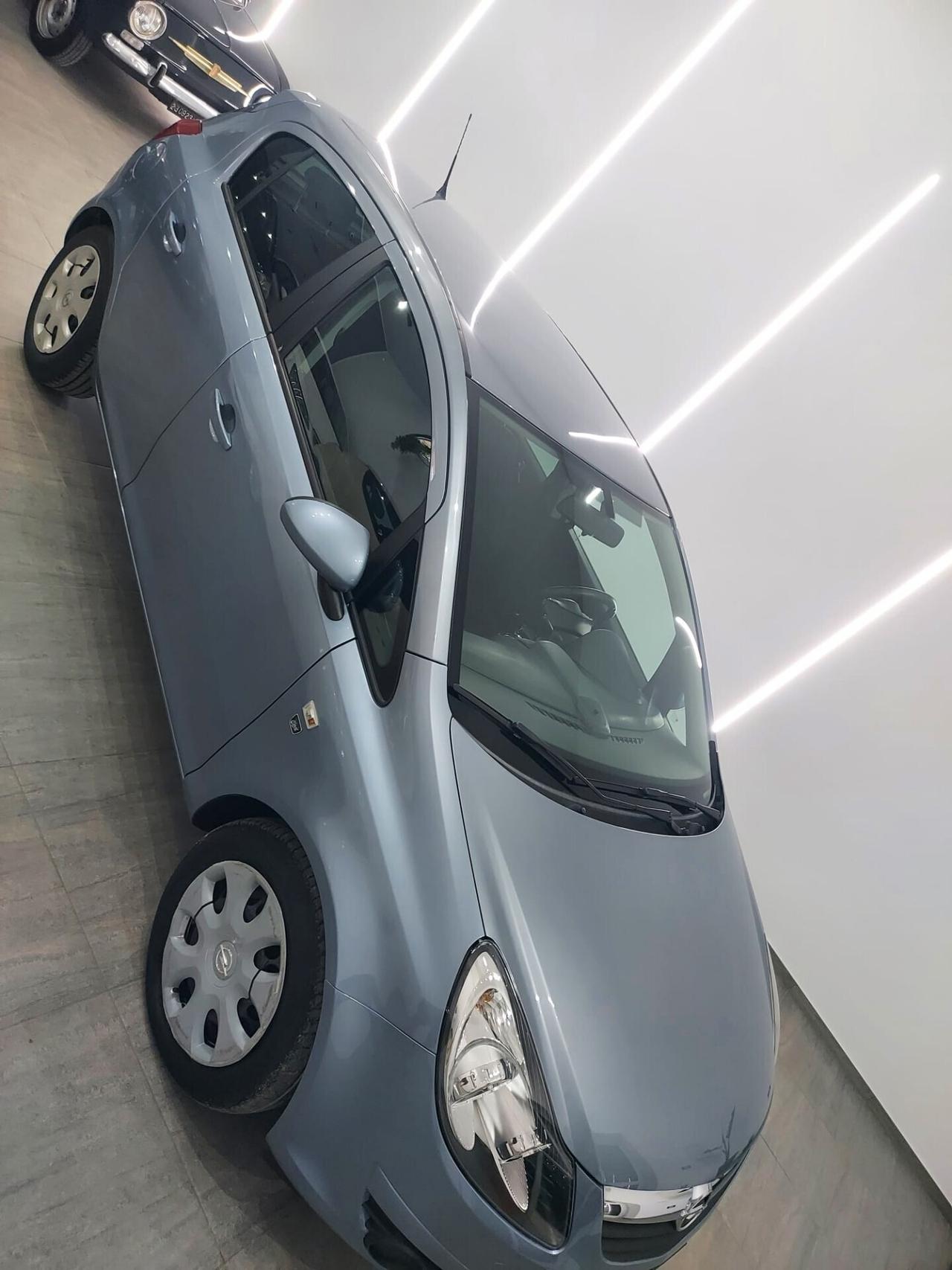 Opel Corsa 1.2 5 porte Easytronic 111 2010