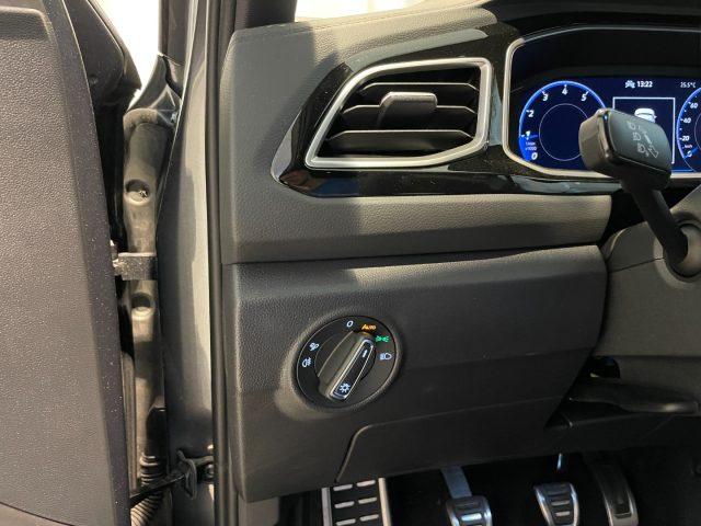 VOLKSWAGEN T-Roc 1.5 TSI R-Line LED Plus ACC Park Assist AppConnect