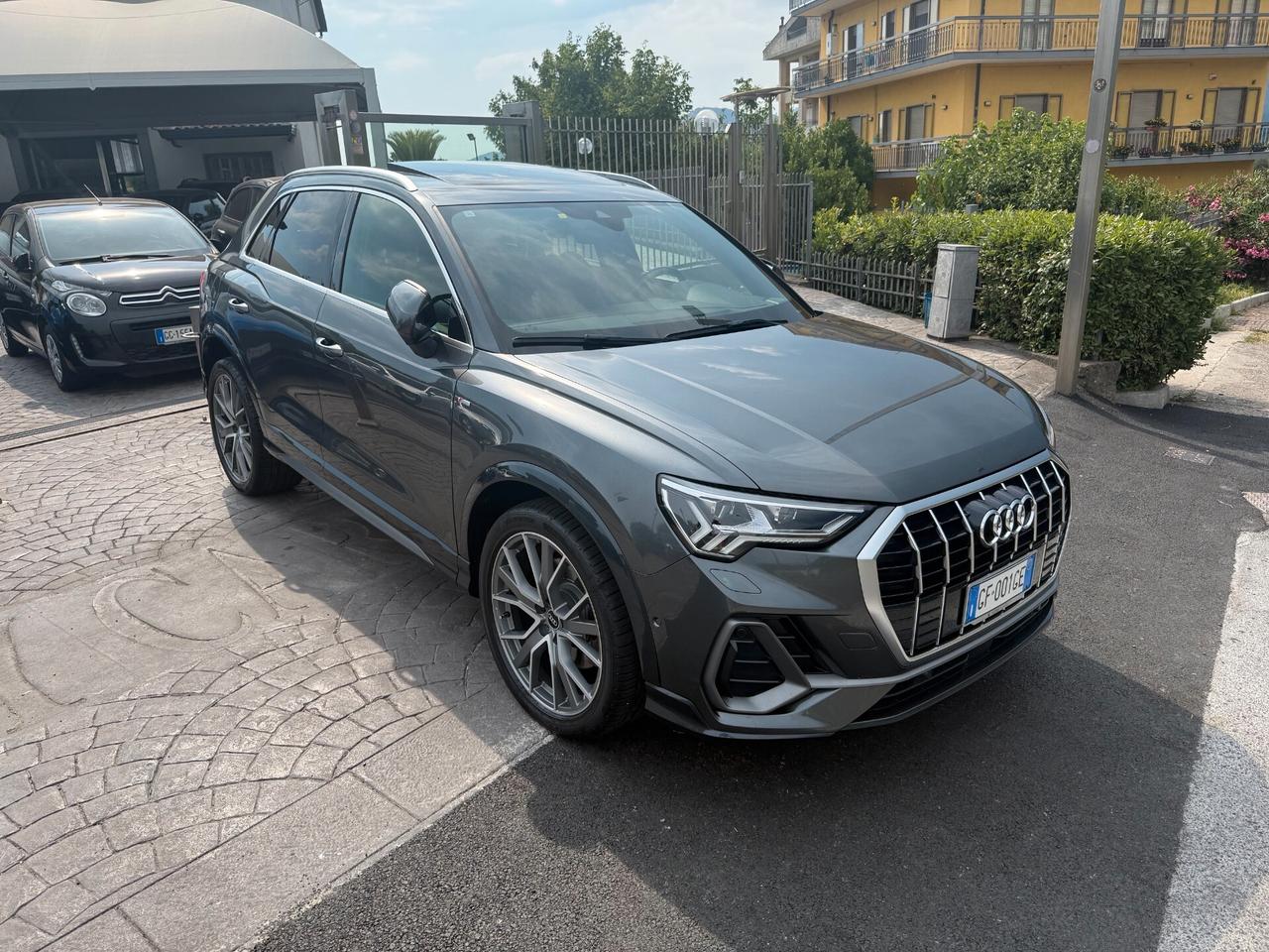 Audi Q3 45 TFSI e S tronic line edition