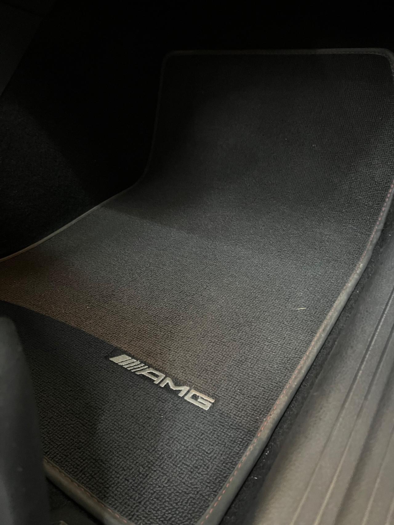 Mercedes-Benz Classe A 180 d (2014) – Stile Premium e Consumi da Primato!