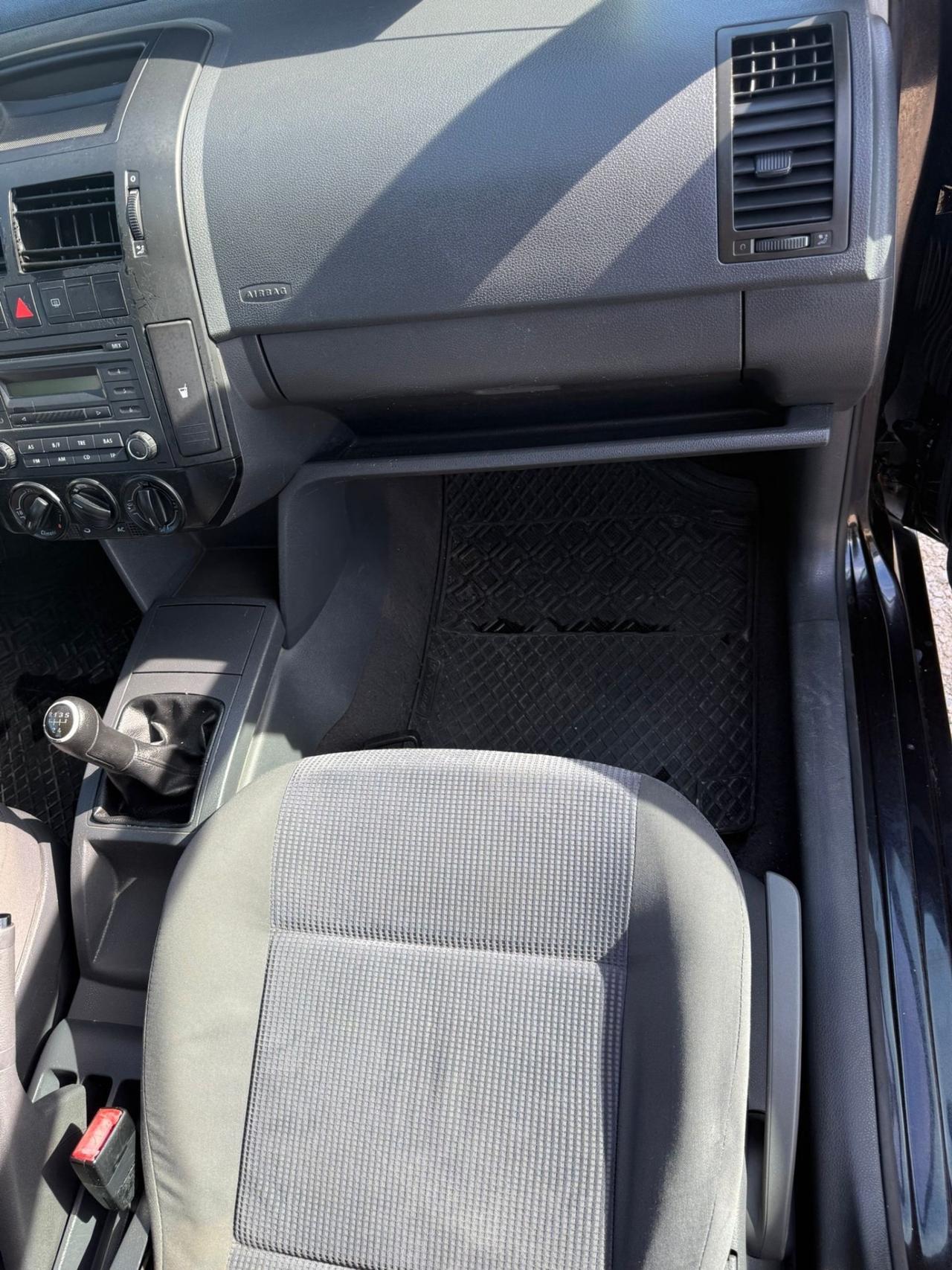 Volkswagen Polo 1.2/64CV 12V 5p. Comfortline