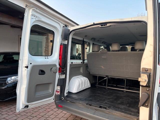 Opel Vivaro 29 2.0 CDTI PL-TA Furgone Vetrato Fap 9 posti lungo