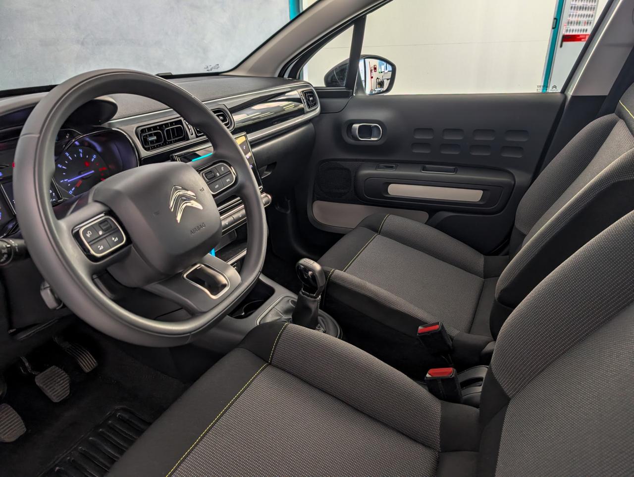 Citroen C3 1.2 puretech 83cv Shine