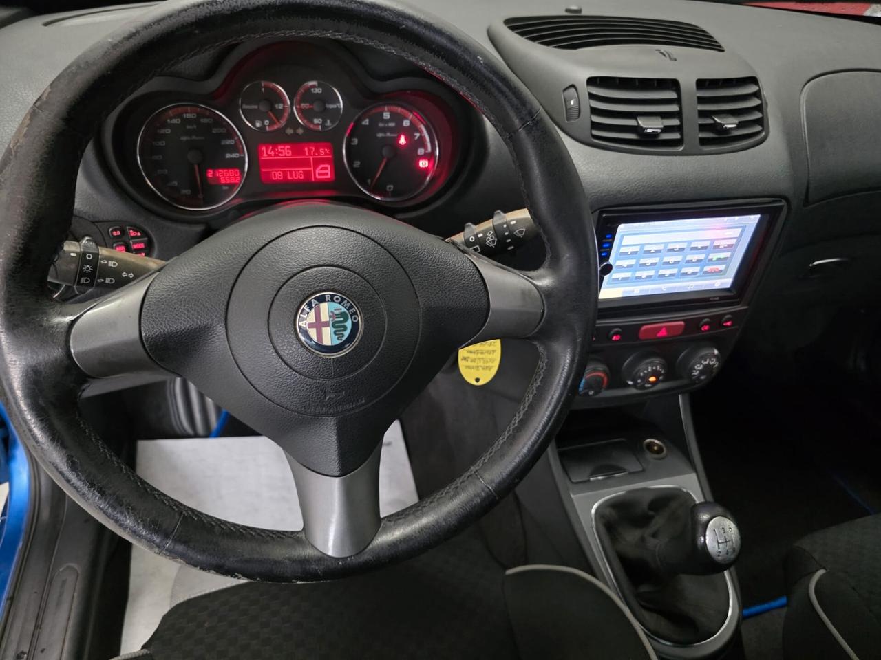 Alfa Romeo 147 1.6 TS GPL BLACK LINE