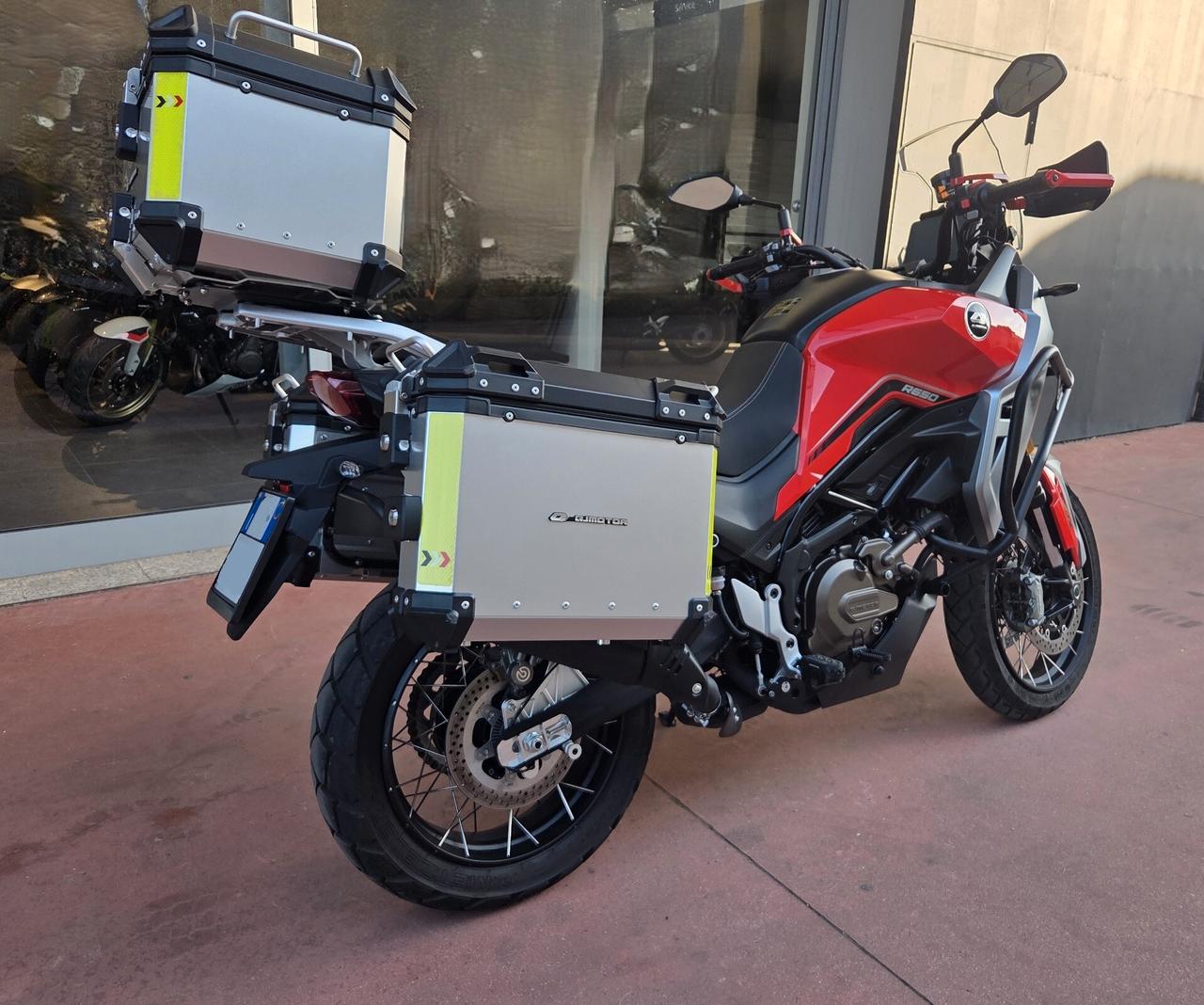 Qj Motor SVT 650 X KIT BORSE