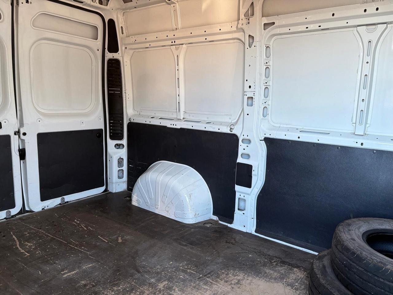 Citroen Jumper BUSINESS 2.2 BlueHDi PM-TM Furgone SPOTICAR