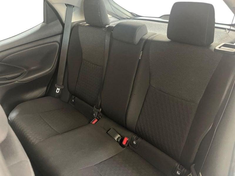 Toyota Yaris Hybrid Active MY22