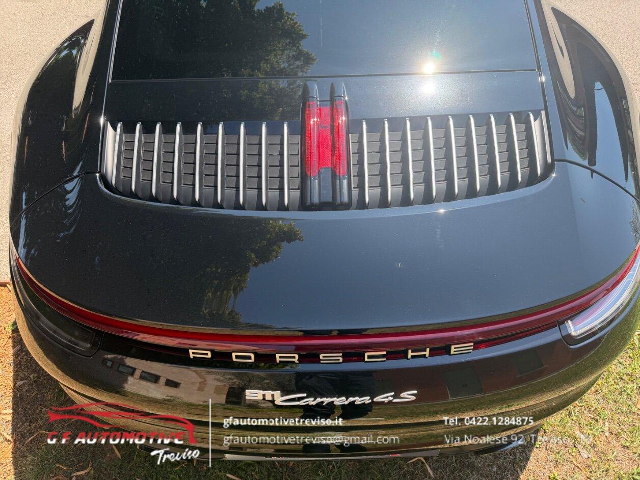 Porsche 911 Coupe 3.0 Carrera 4S auto