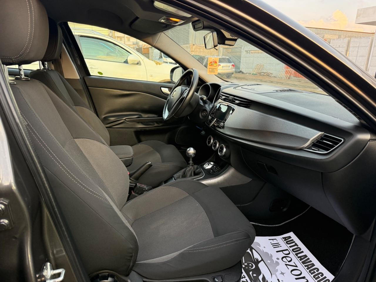 Alfa Romeo Giulietta 1.6 JTDm-2 120 CV Distinctive