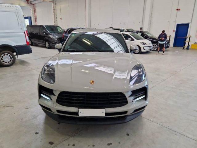 PORSCHE Macan 2.0