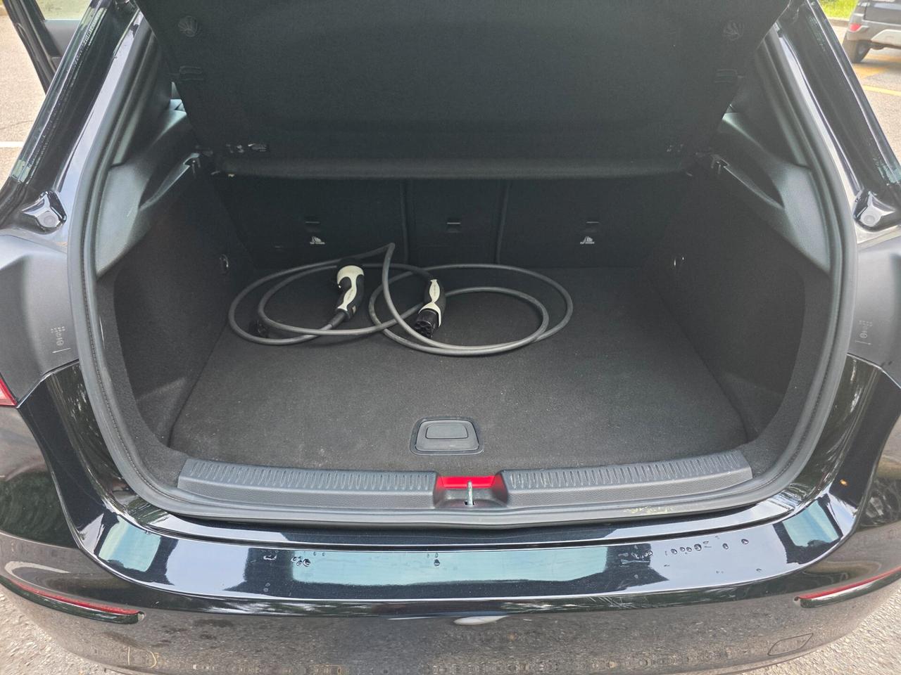 Mercedes-benz A 250 e EQ-Power "IVA Compresa "